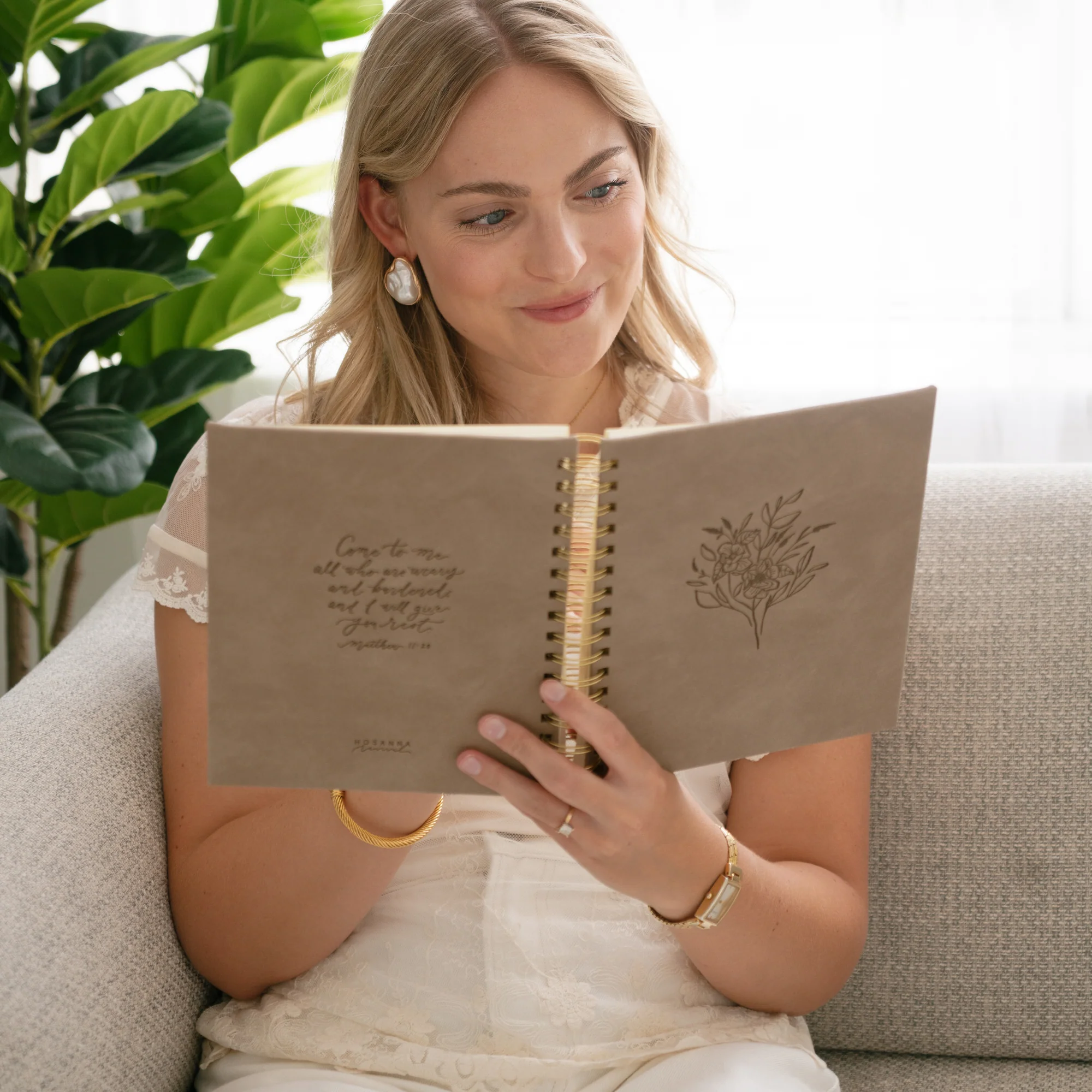 12-Month Undated Planner: Marlo Design, Spiral - Image 11