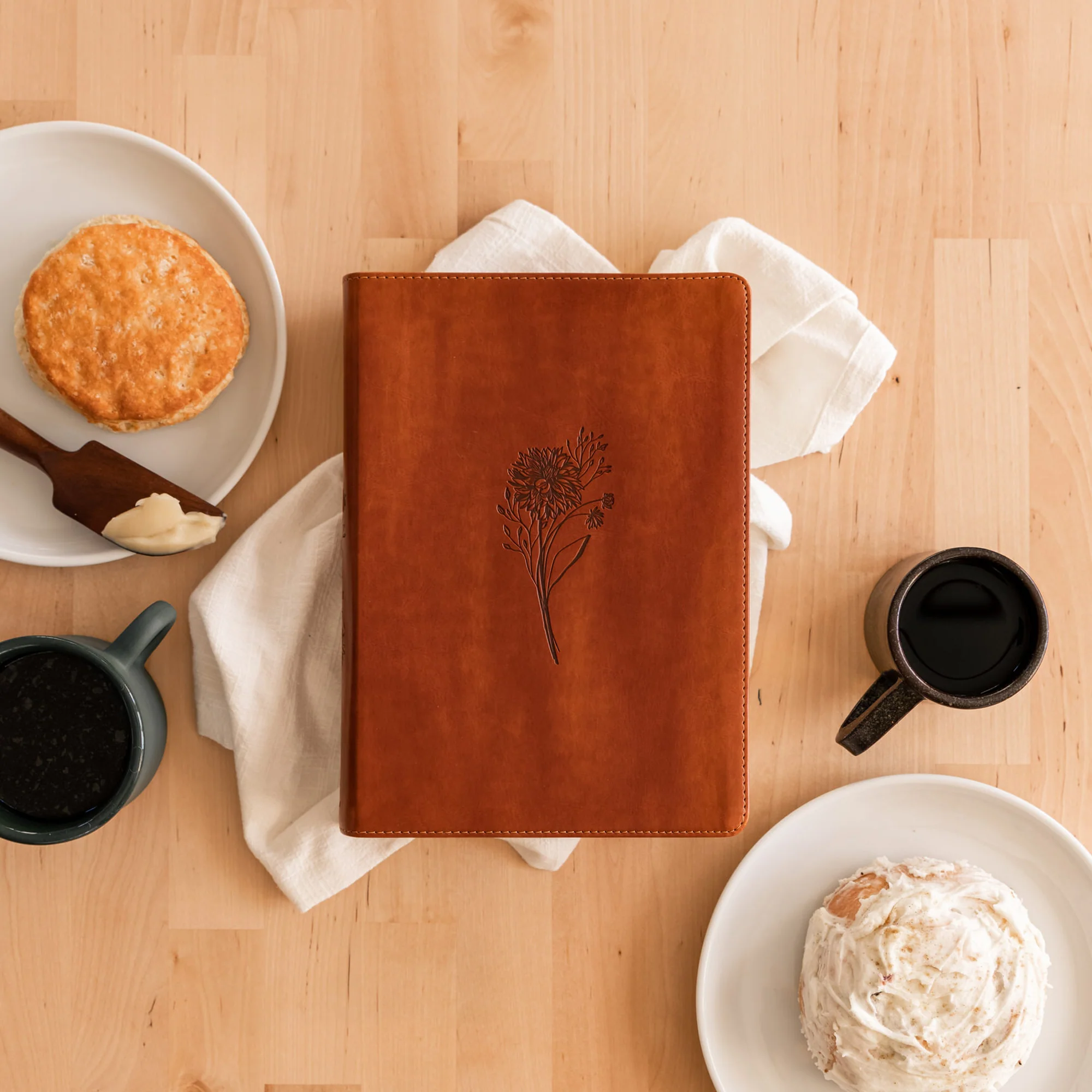ESV Large Print Journaling Bible: Sierra Theme - Image 9