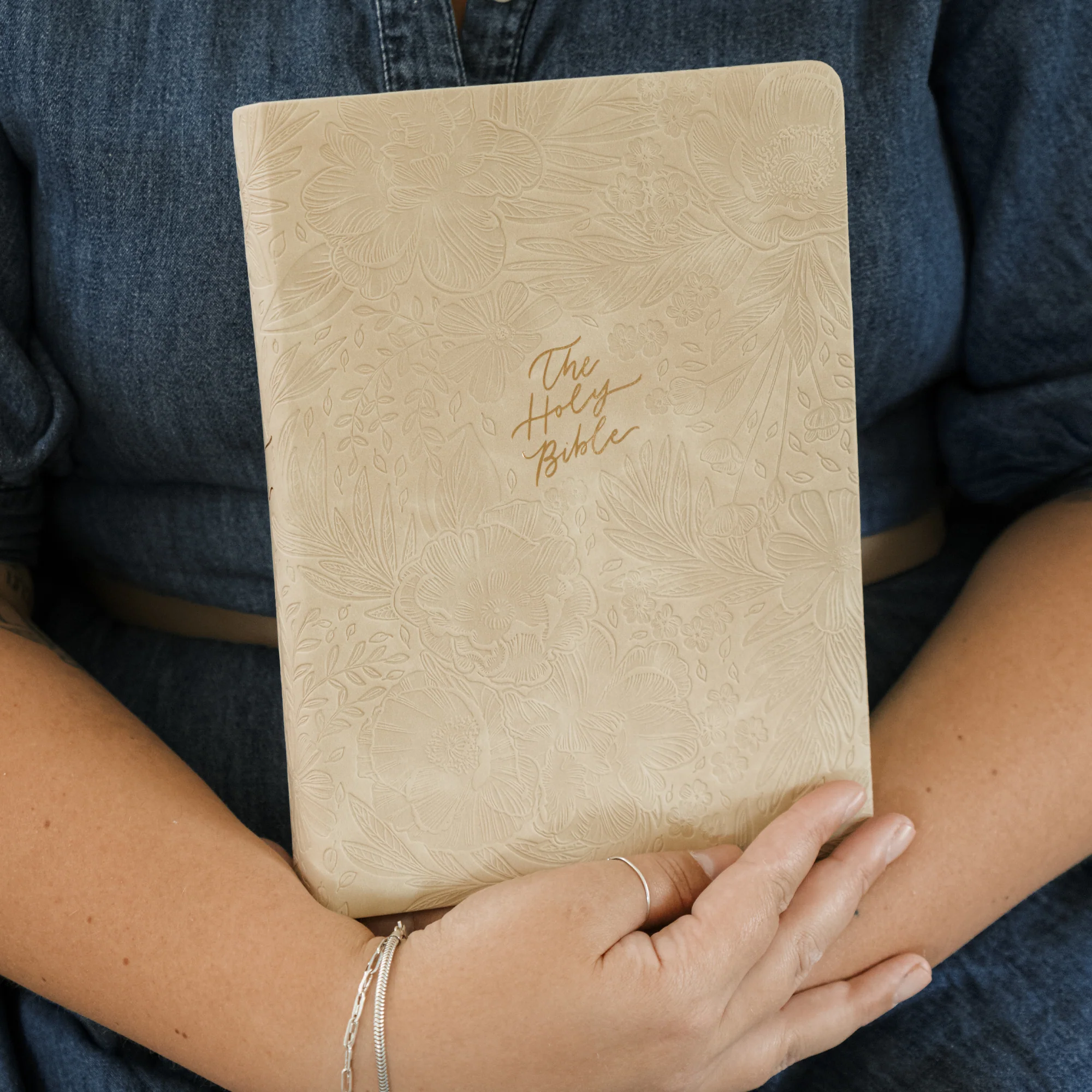 ESV Study Bible: Sonora Theme - Image 8