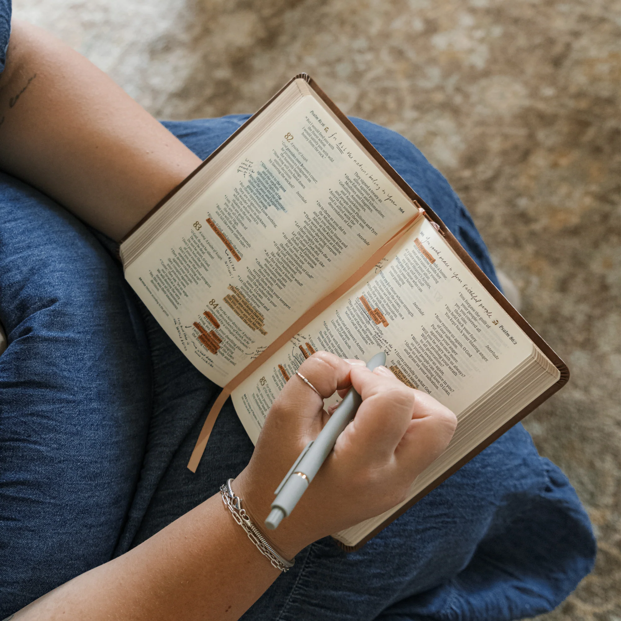 NLT Compact Bible: Aurora Theme - Image 10