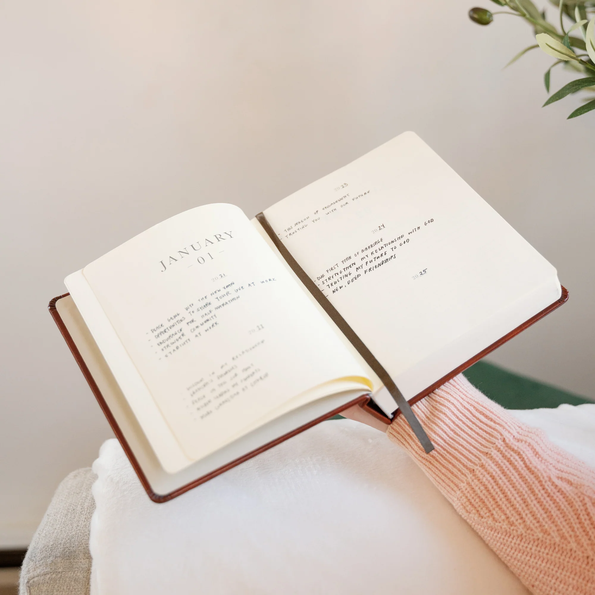 One Thing I Ask 5-Year Prayer Journal: Stockholm Theme - Image 13